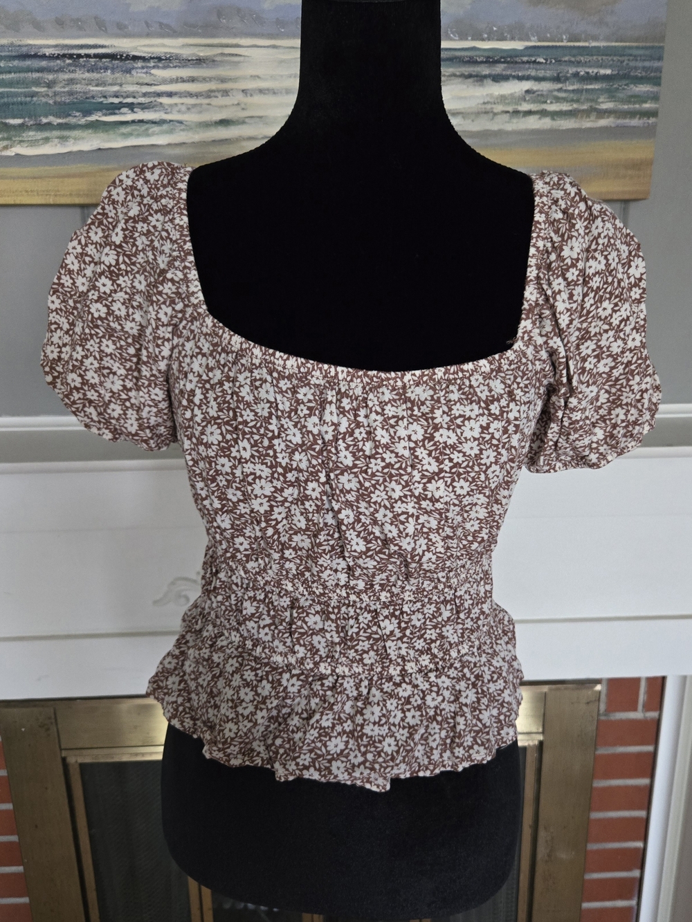 SO Brown Floral Square-Neck Puff Sleeve Crop Top